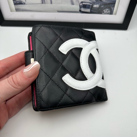 Chanel Cambon Compact Wallet - Picture 6 of 9